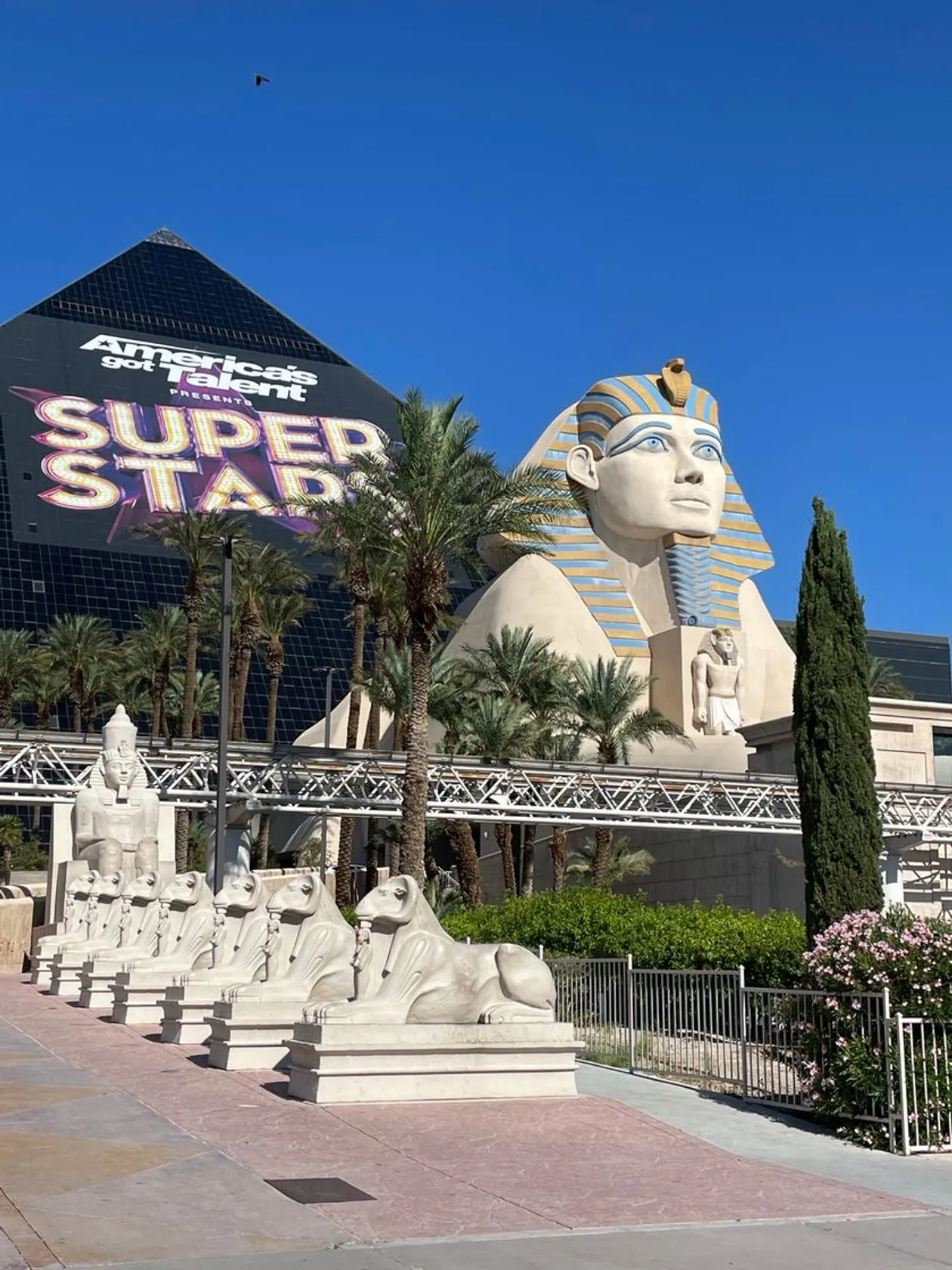 Luxor Hotel