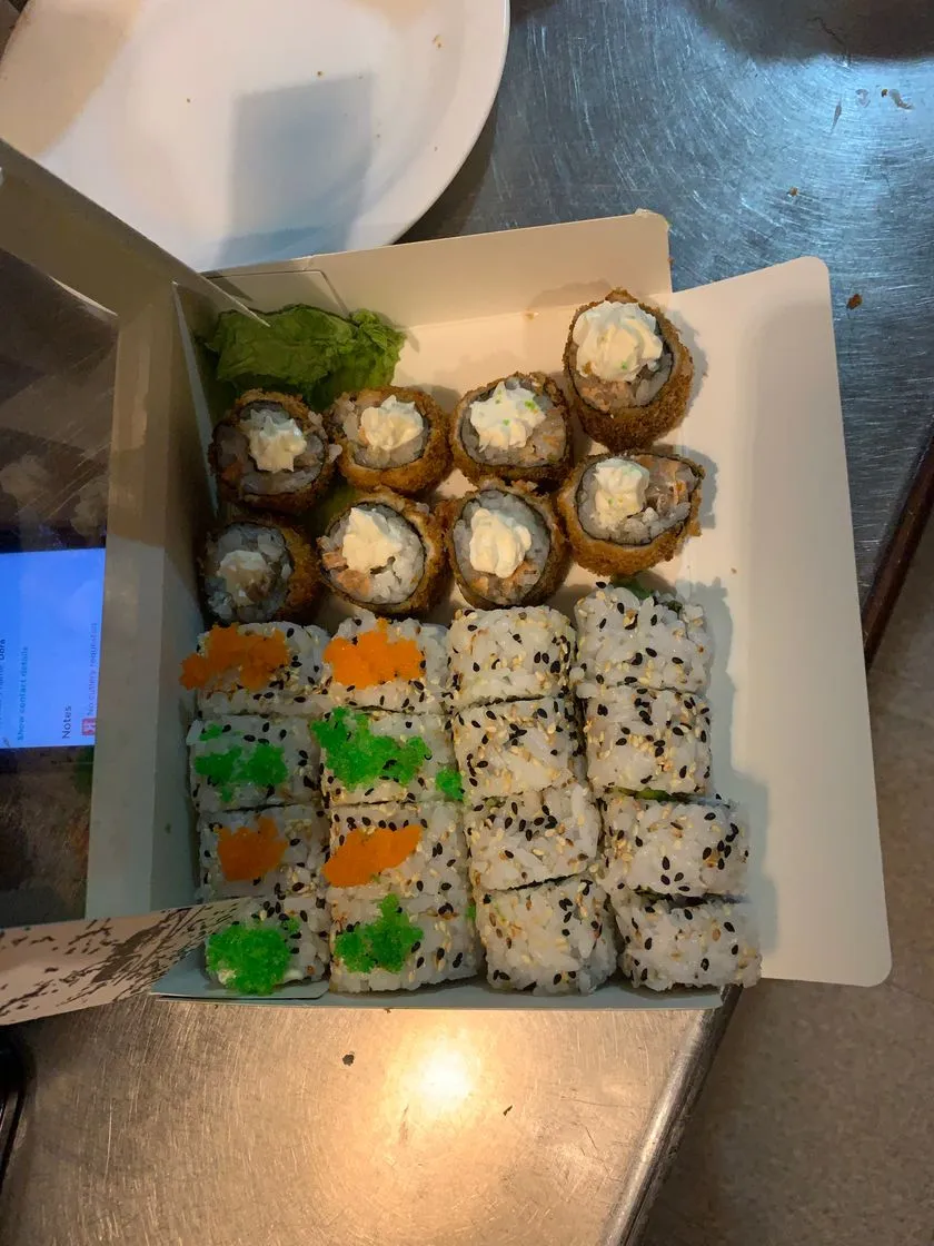 Nui Sushi & Thai bar