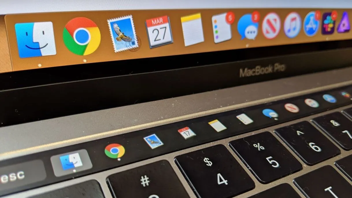 Display macOS Dock in Touch Bar: Pock