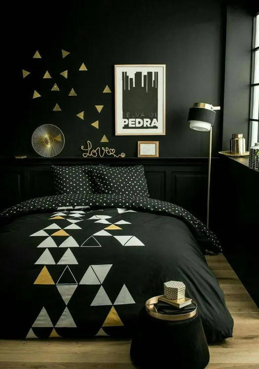 Decor room