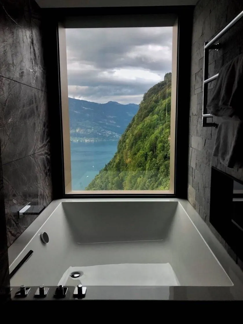 Bath decor