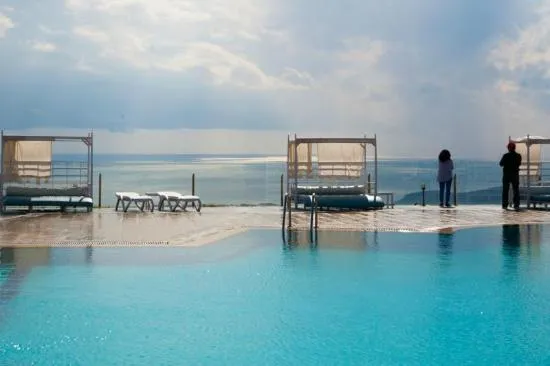 Orizontes Hotel & Villas