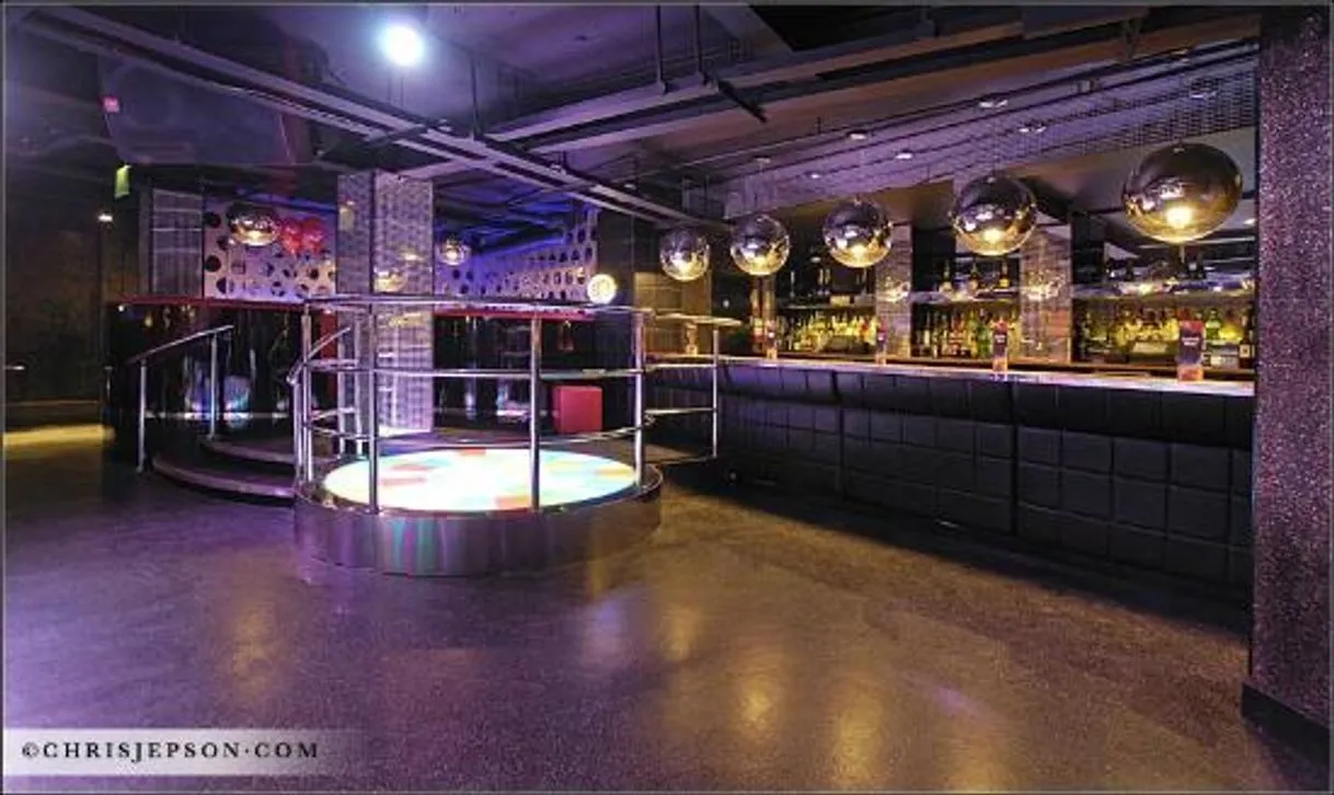 The Loop Bar