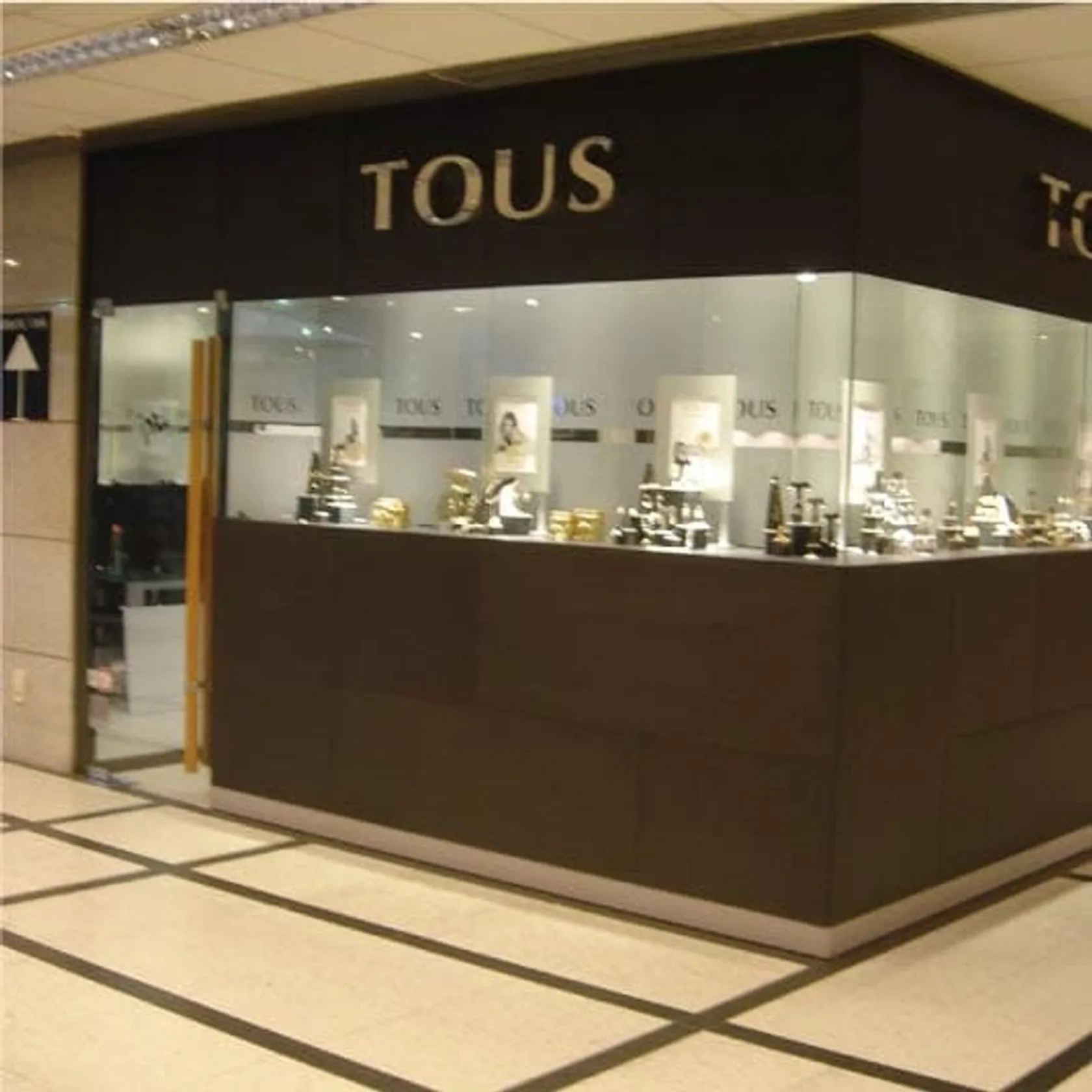Tous