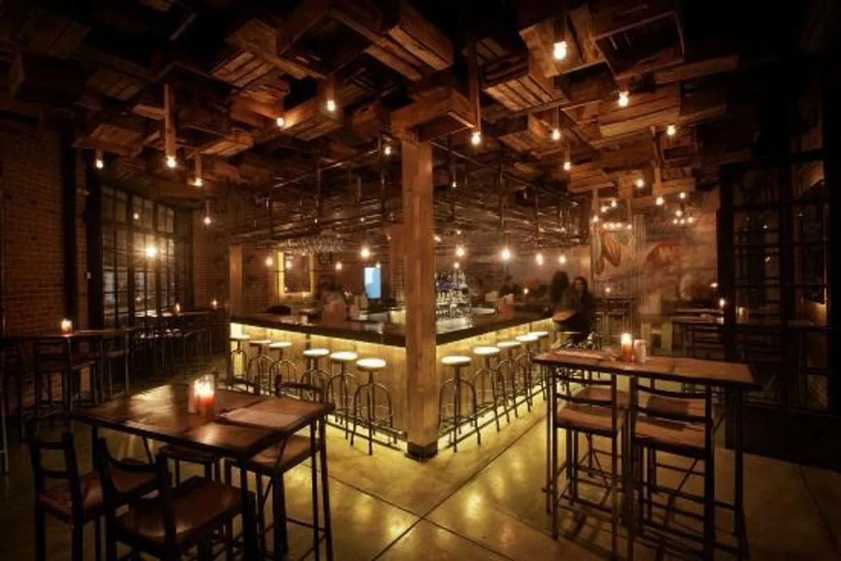 Karma, Gastro-Bar
