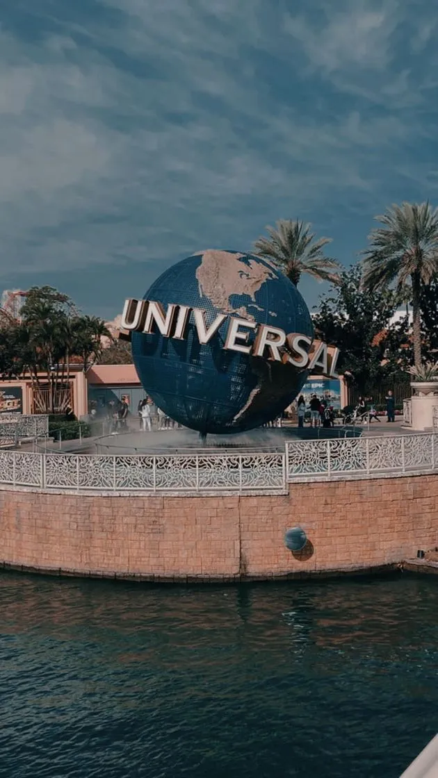 Universal Parking