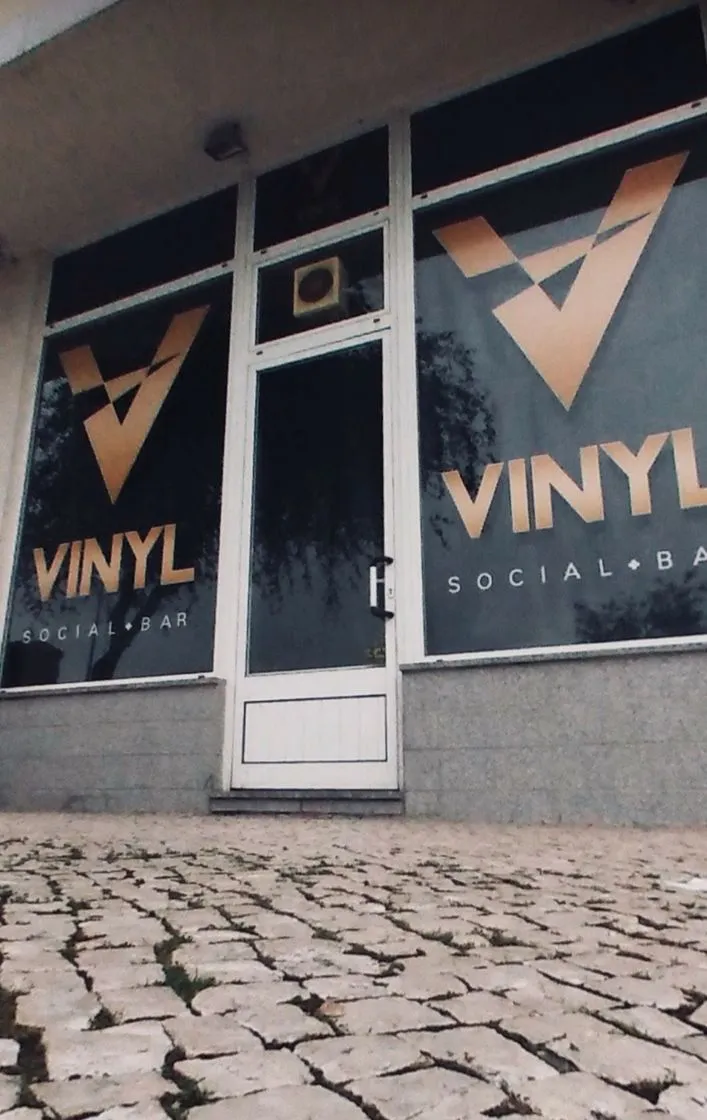 Vinyl Bar