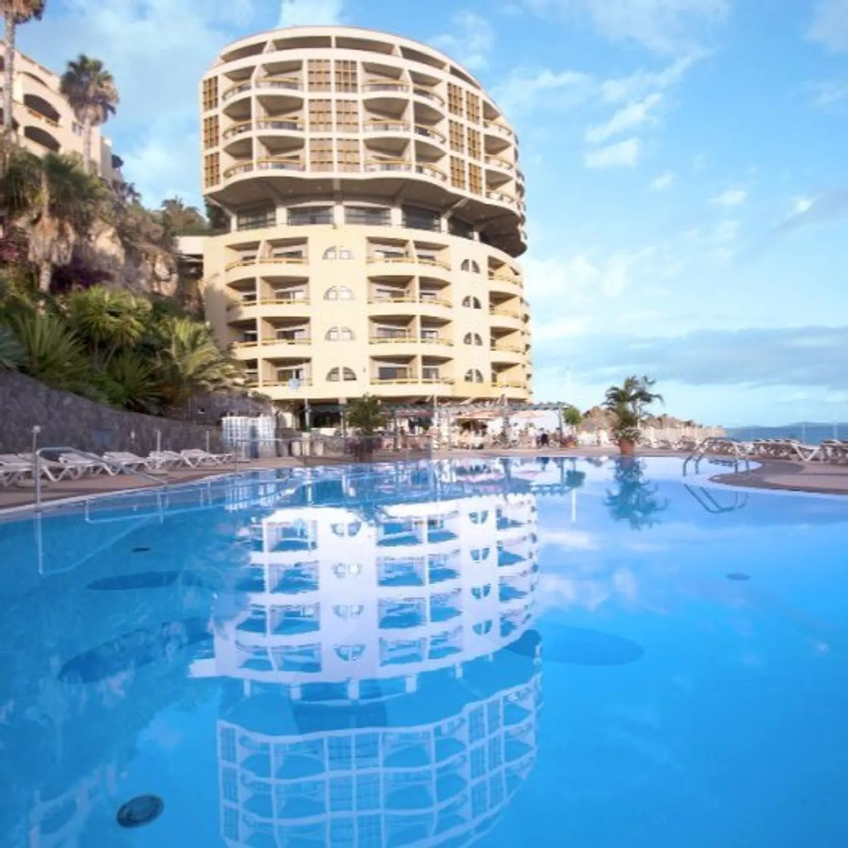 Pestana Palms