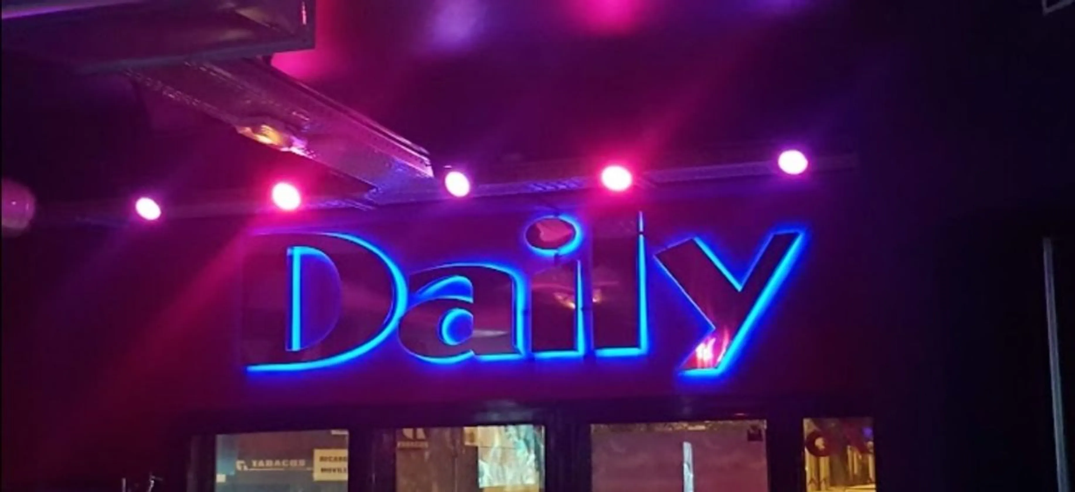 Bar Daily 76