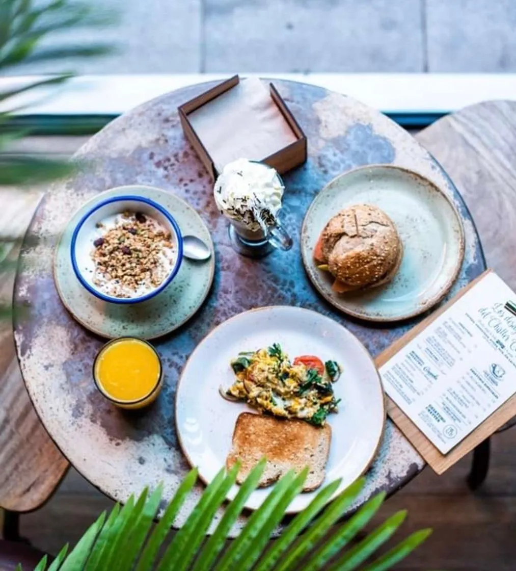 The Chatter Café