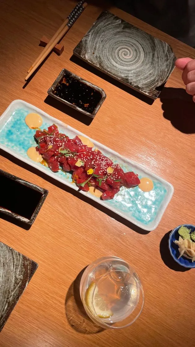 RESTAURANTE KIRAKIRA