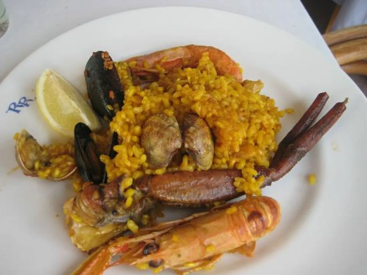 Es Port
