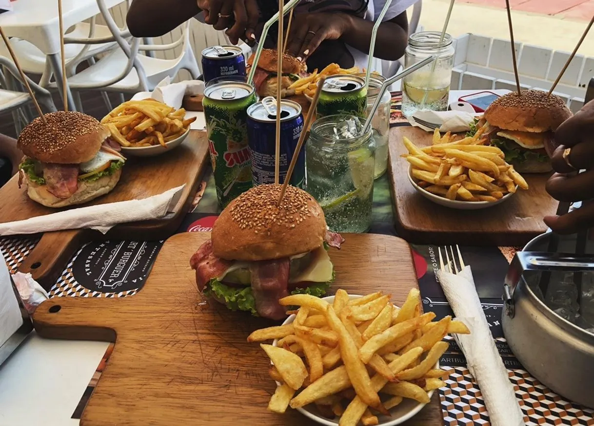 Artburguer Na Marginal
