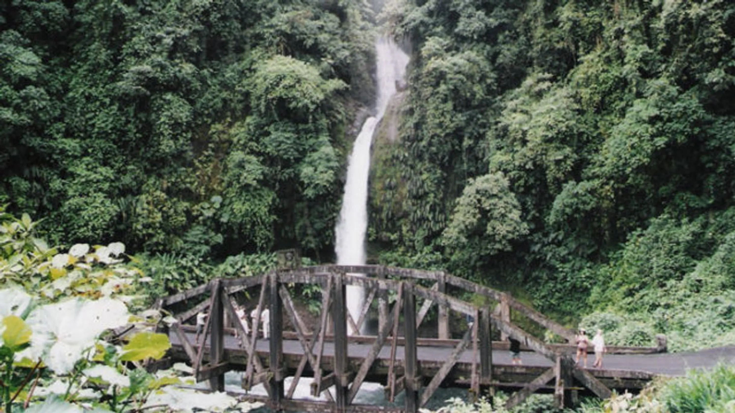 Catarata de la Paz