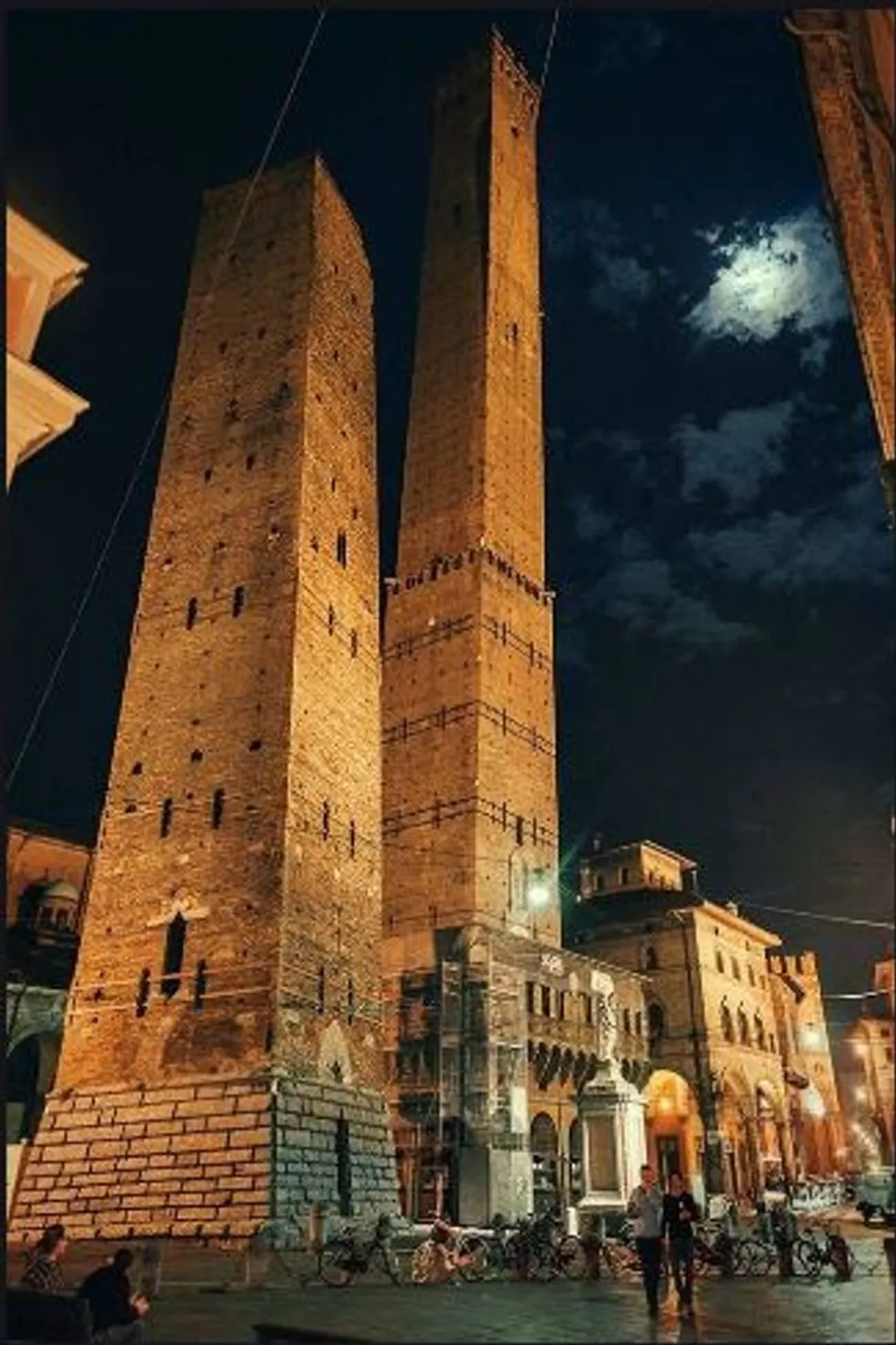 Torre Asinelli