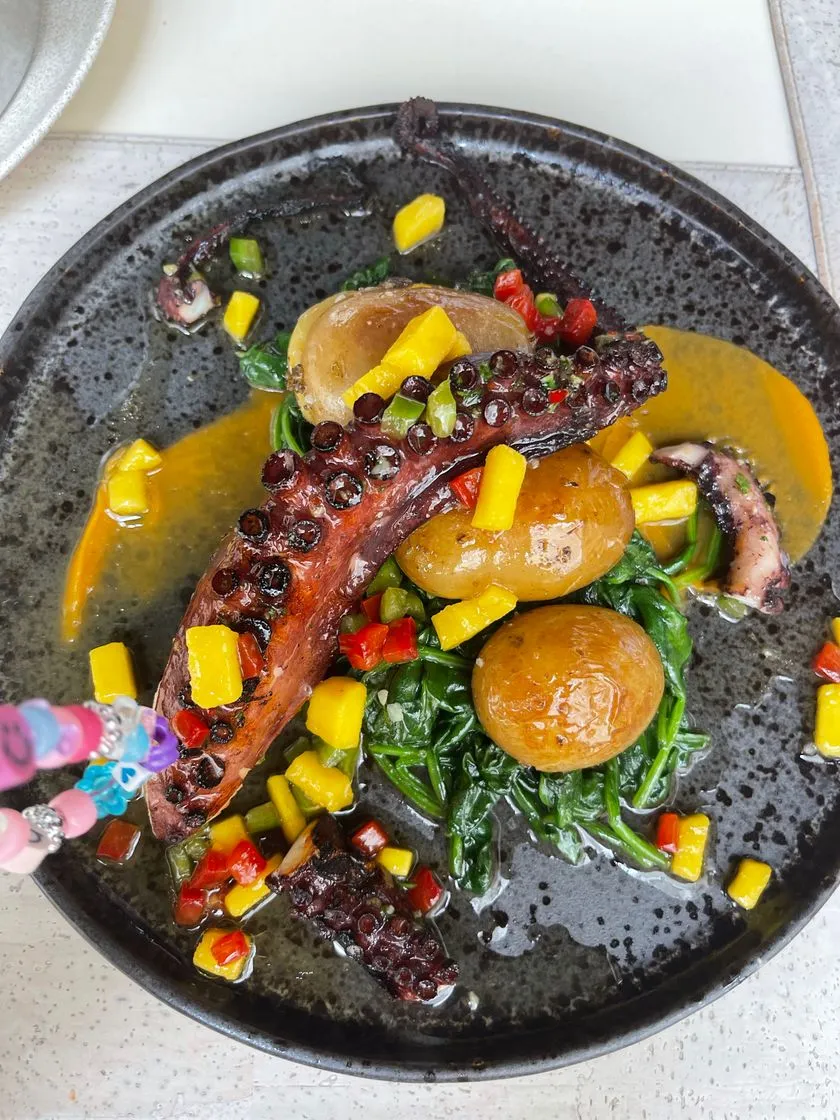 Tosca Gastro Bar Restaurante