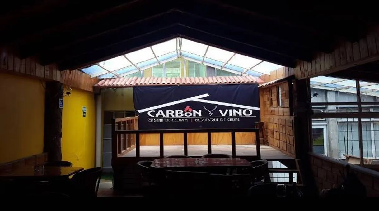 Carbón y Vino