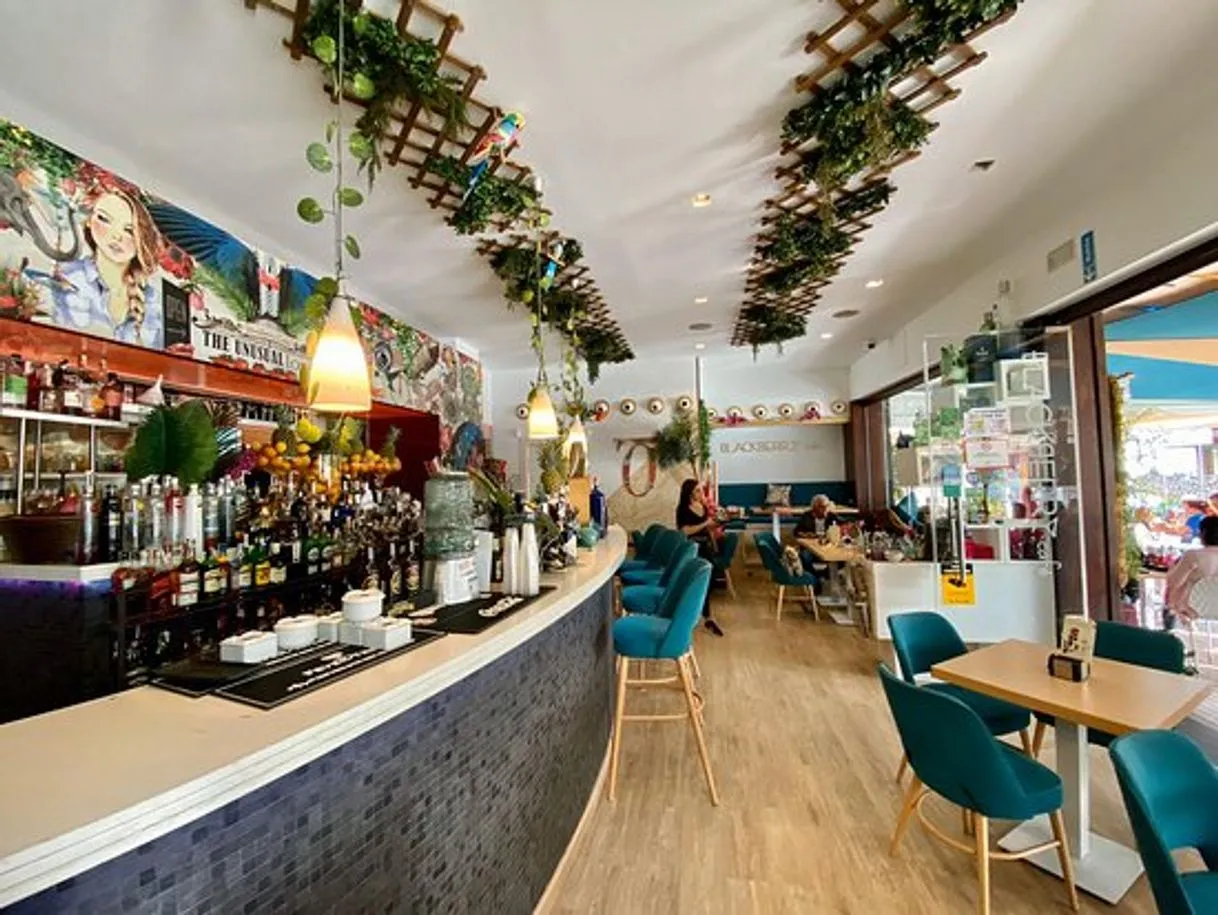 Blackberry café