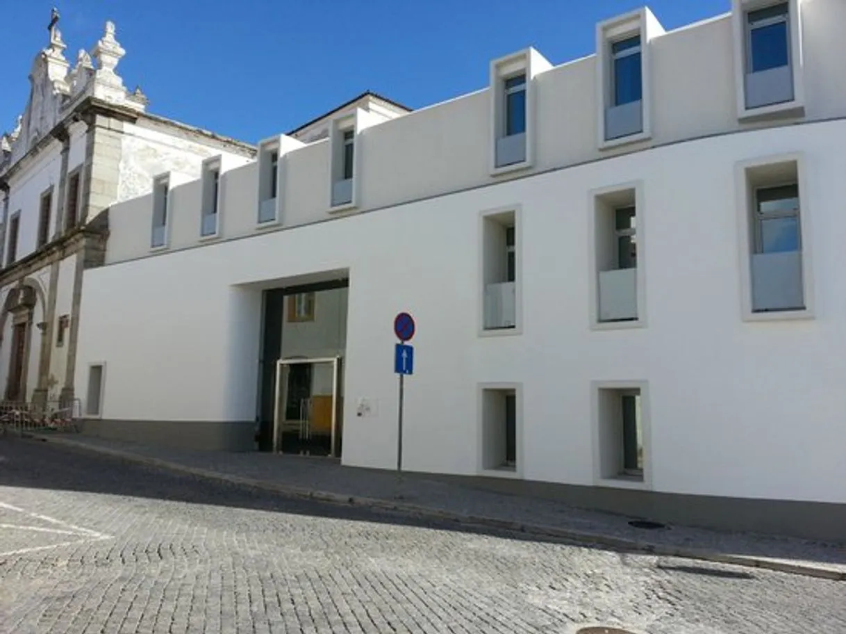 Hotel Moov Évora