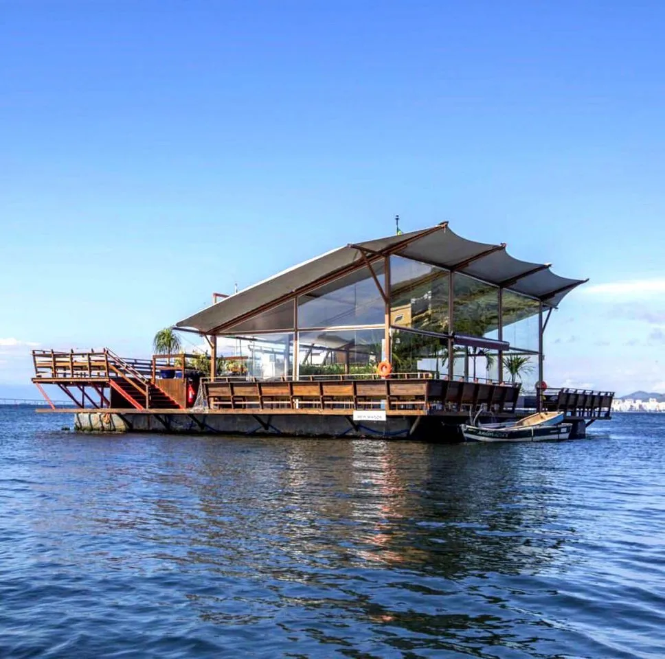 Flutuante Rio