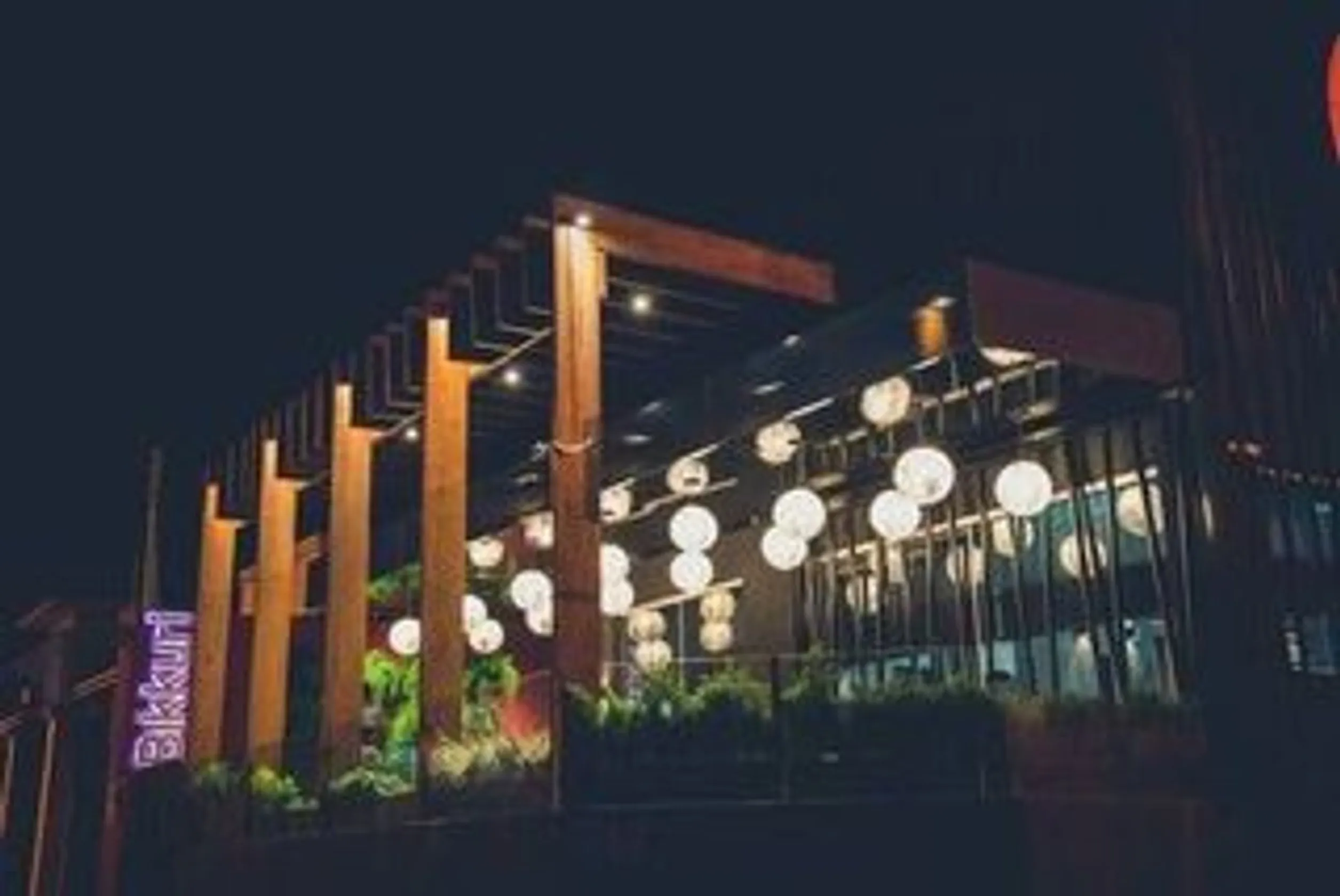 Bikkuri Sushi Bar
